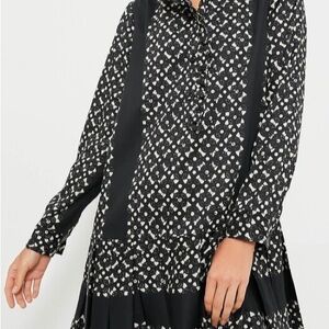 TUCKERNUCK Black Geo Tate Tencel Long Sleeve Drop Waist Mini Dress- L